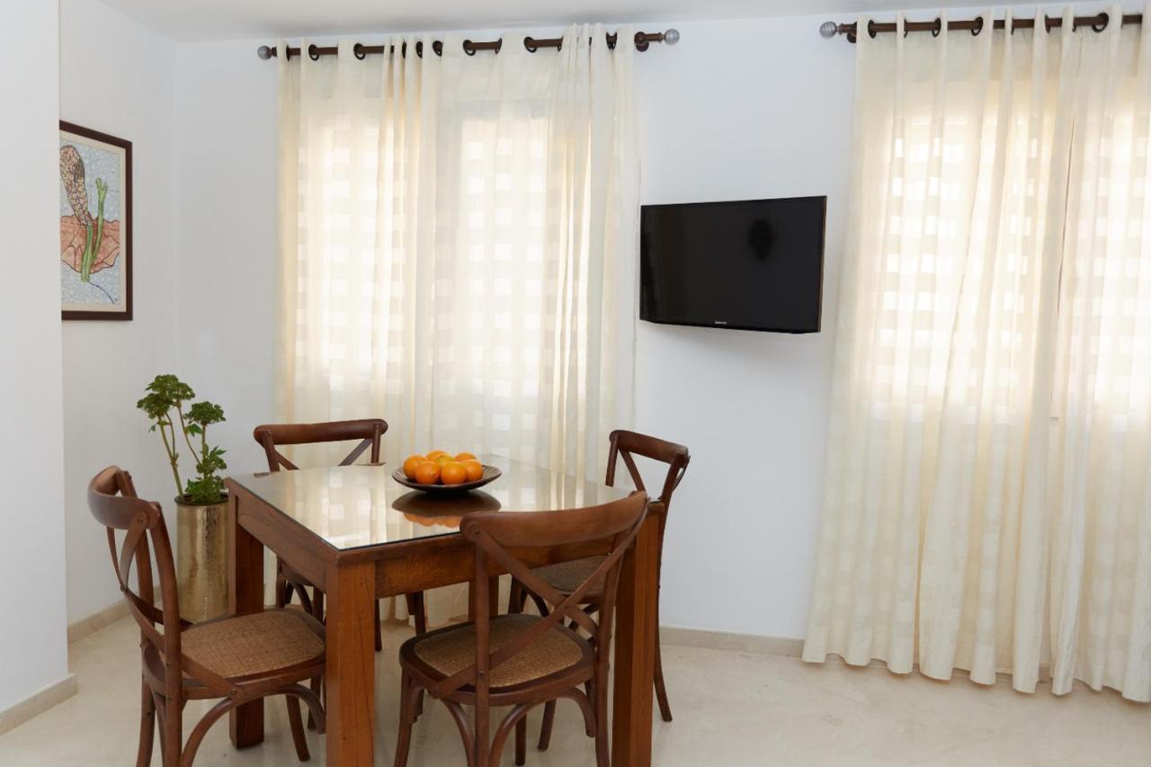 Apartamentos Anfiteatro 貝尼多姆 外观 照片
