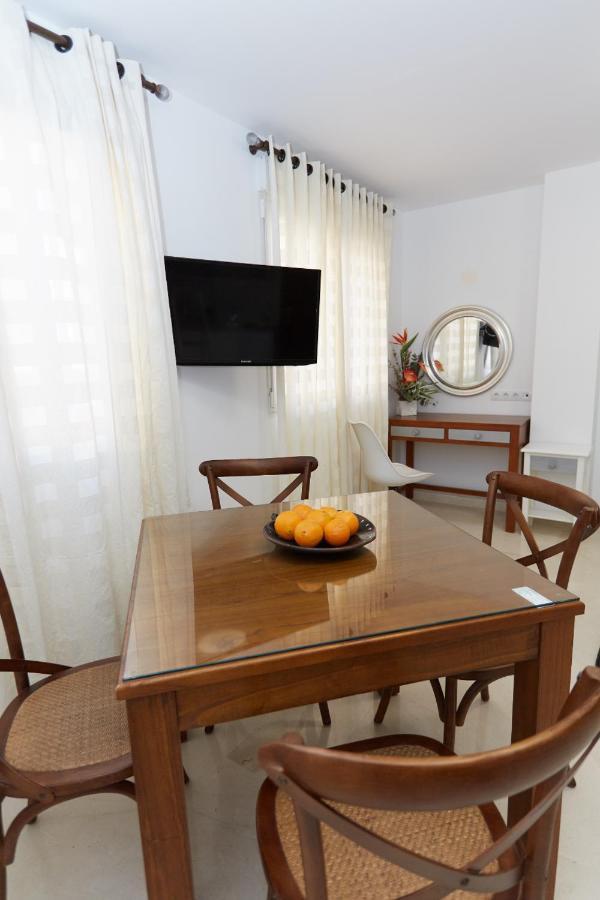 Apartamentos Anfiteatro 貝尼多姆 外观 照片