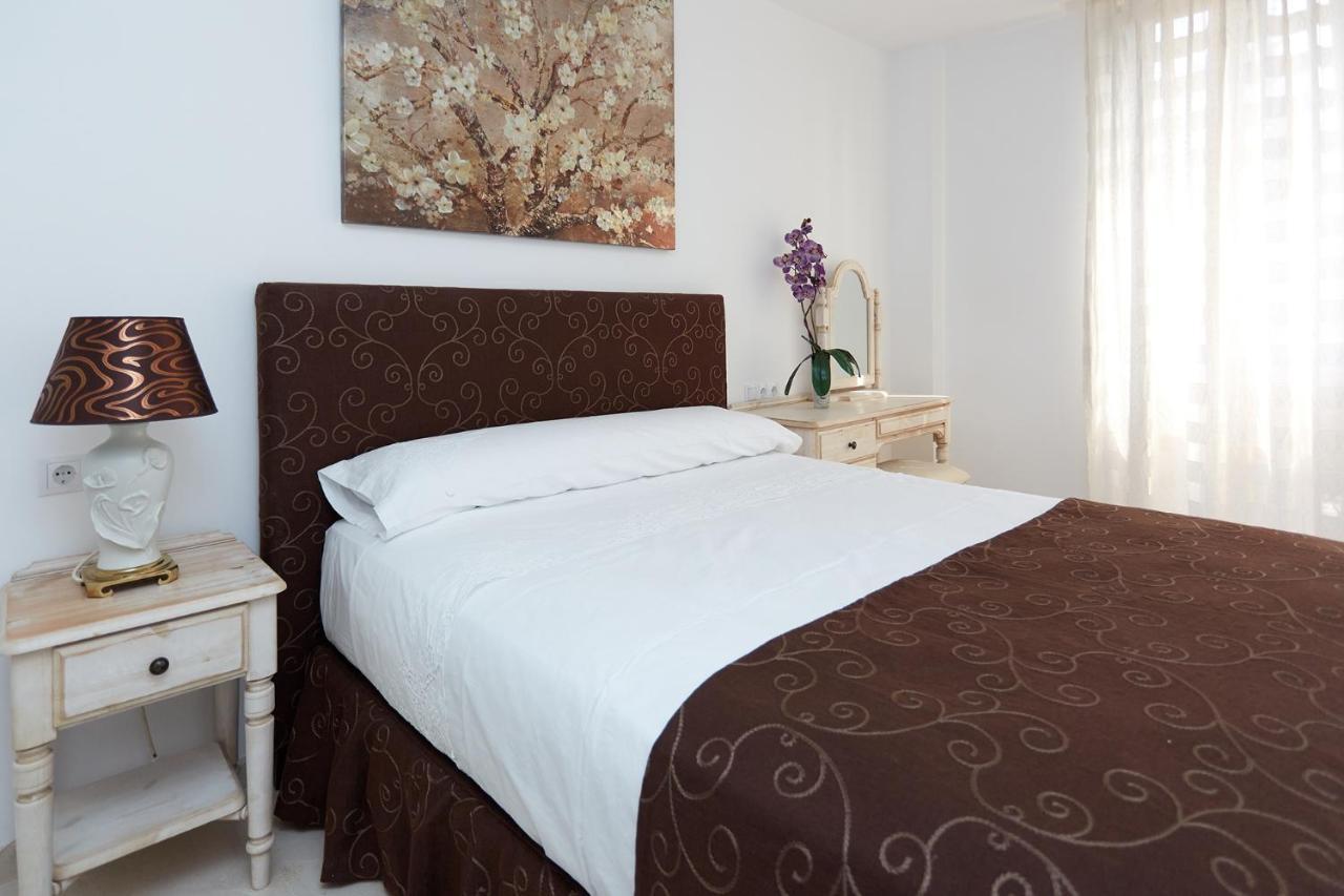 Apartamentos Anfiteatro 貝尼多姆 外观 照片