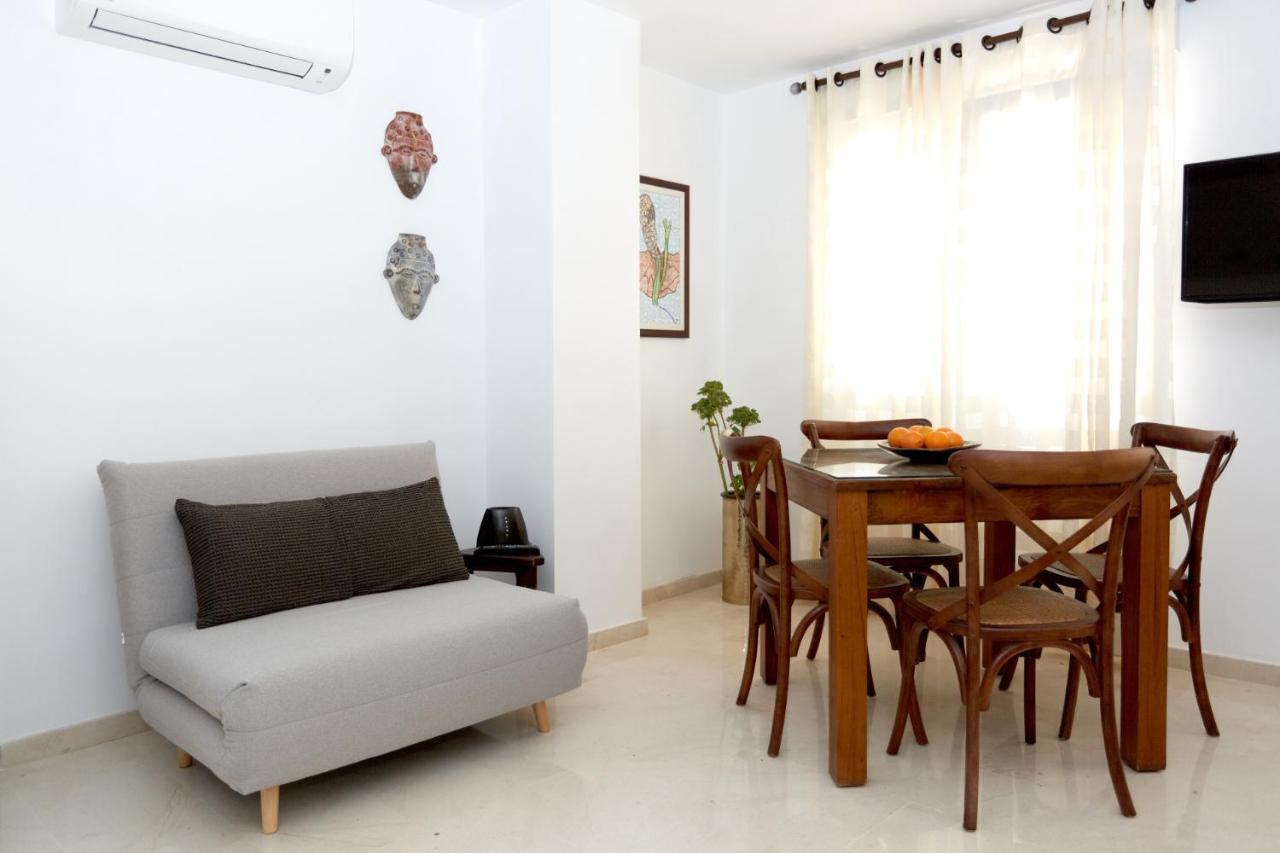 Apartamentos Anfiteatro 貝尼多姆 外观 照片